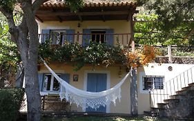 Chalet Tropical